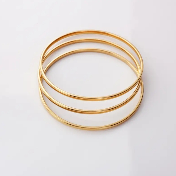 18 KT Gold Over Titanium Bangle Set - Picture 2 of 3